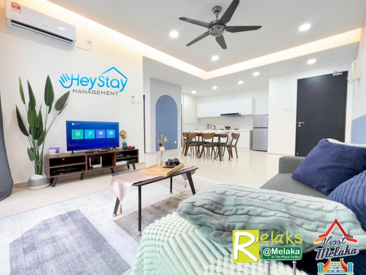Novo 8 Residence Bachang By Heystay Management Kampong Tambak Εξωτερικό φωτογραφία
