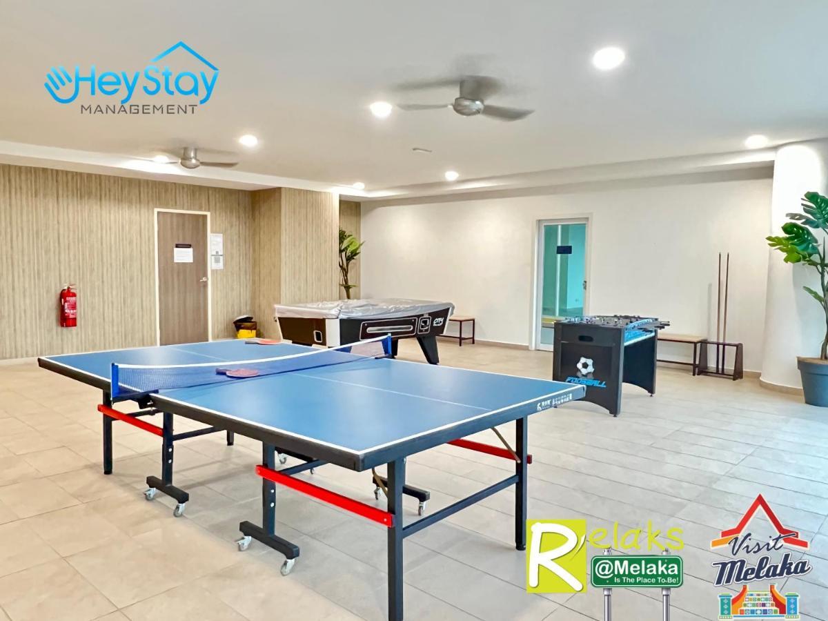 Novo 8 Residence Bachang By Heystay Management Kampong Tambak Εξωτερικό φωτογραφία