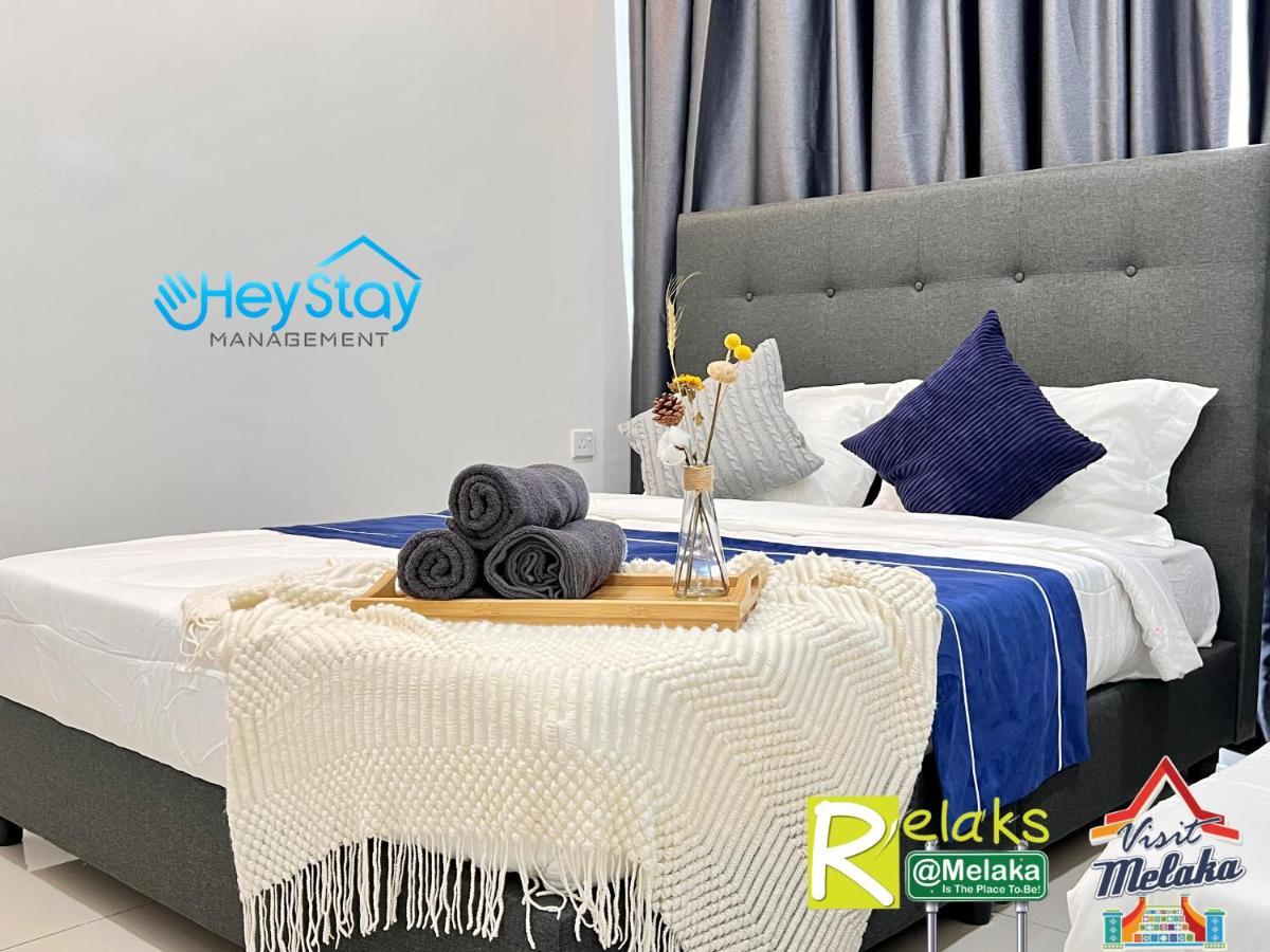 Novo 8 Residence Bachang By Heystay Management Kampong Tambak Εξωτερικό φωτογραφία