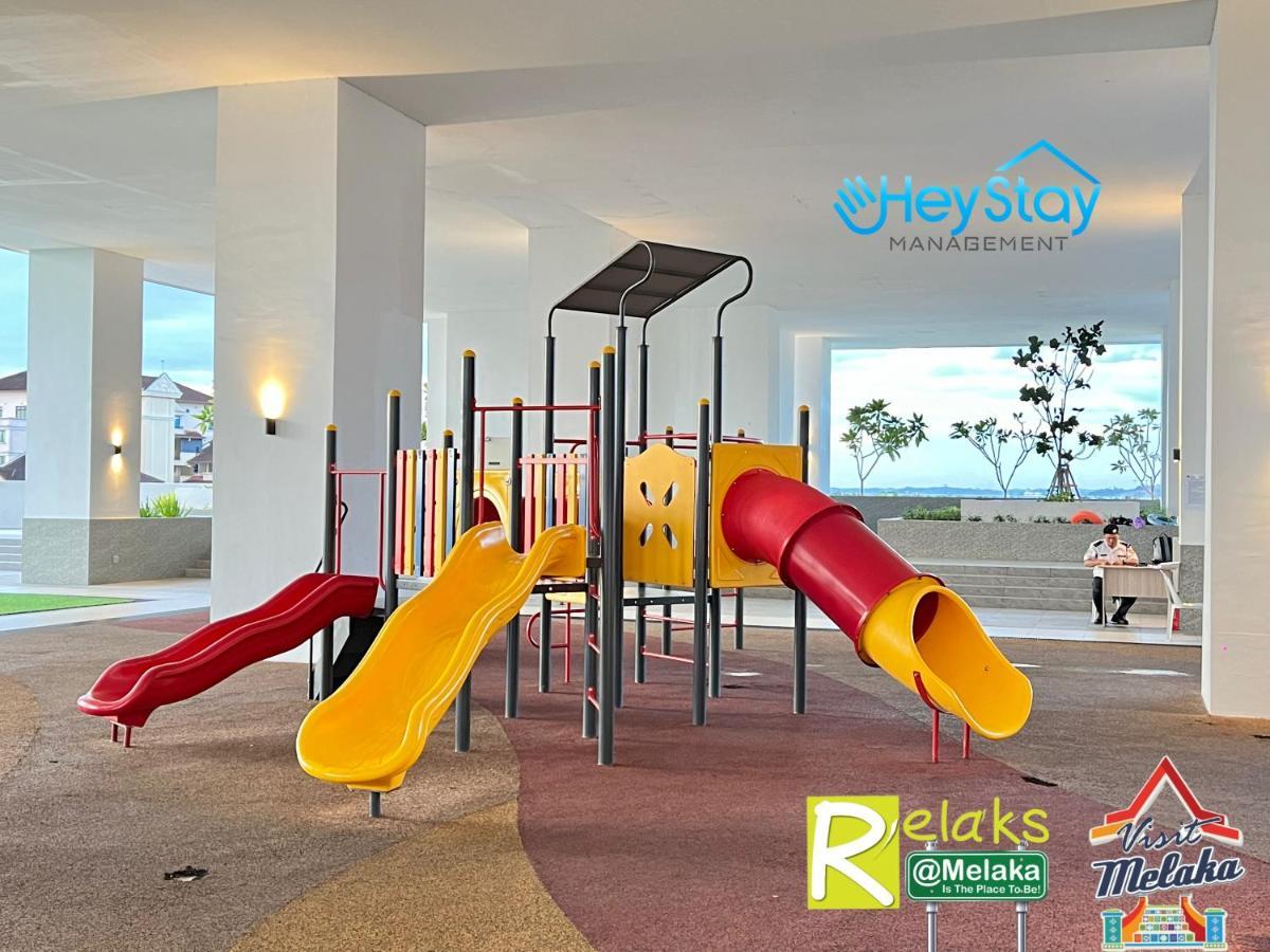 Novo 8 Residence Bachang By Heystay Management Kampong Tambak Εξωτερικό φωτογραφία