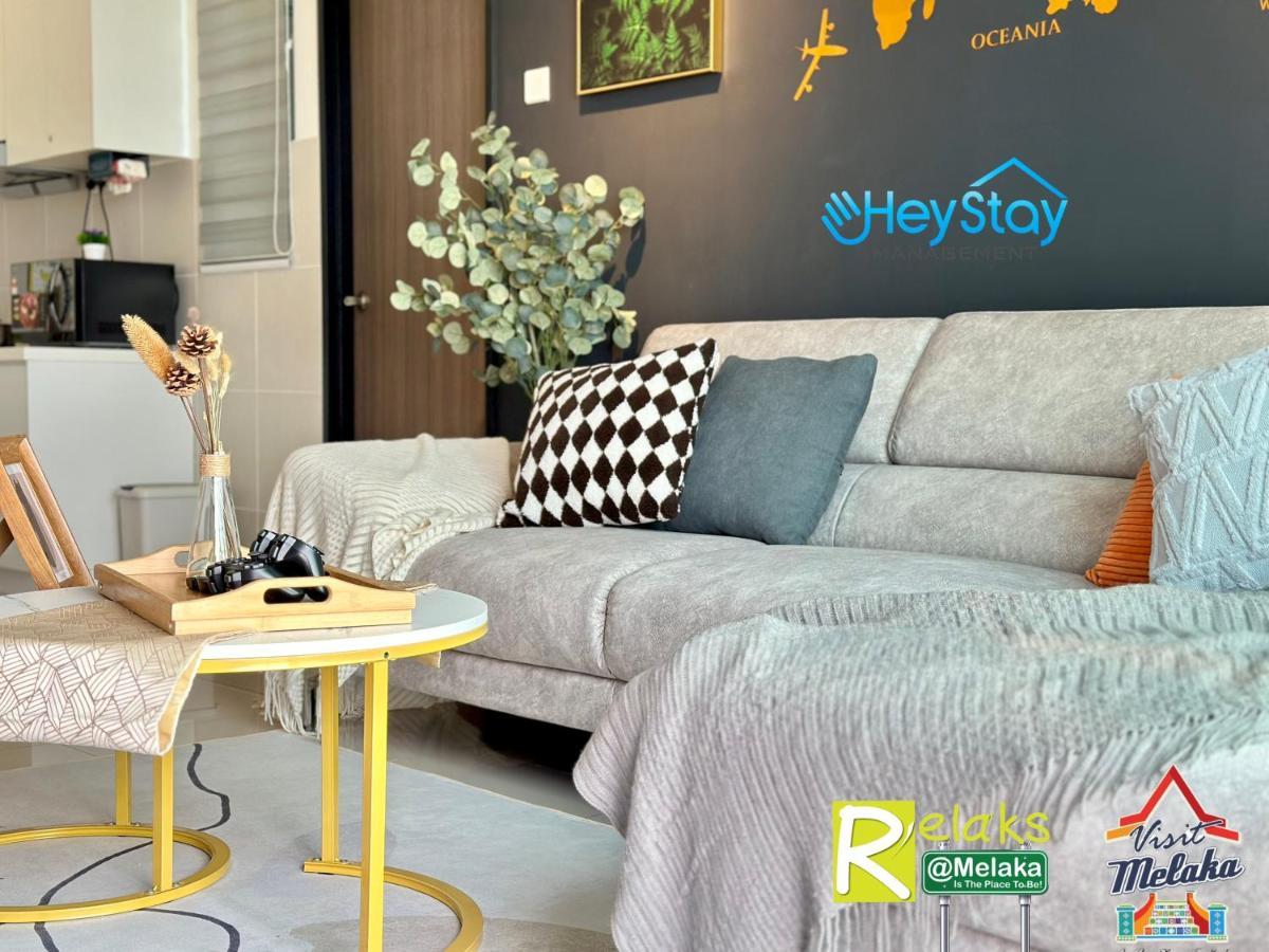 Novo 8 Residence Bachang By Heystay Management Kampong Tambak Εξωτερικό φωτογραφία
