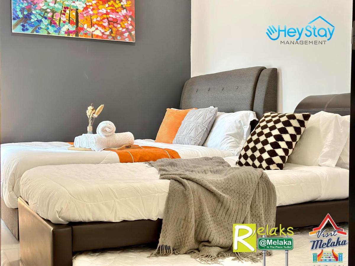 Novo 8 Residence Bachang By Heystay Management Kampong Tambak Εξωτερικό φωτογραφία