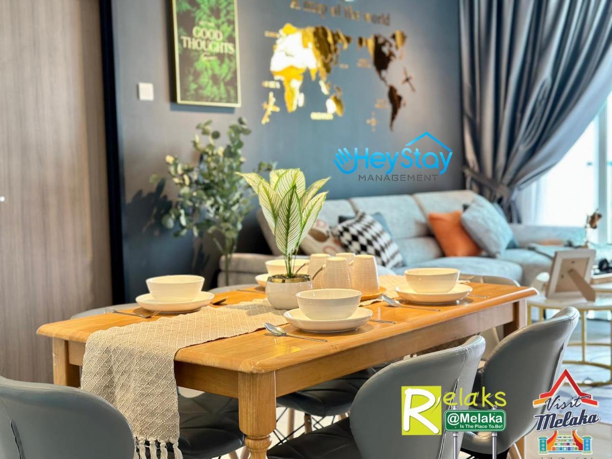 Novo 8 Residence Bachang By Heystay Management Kampong Tambak Εξωτερικό φωτογραφία