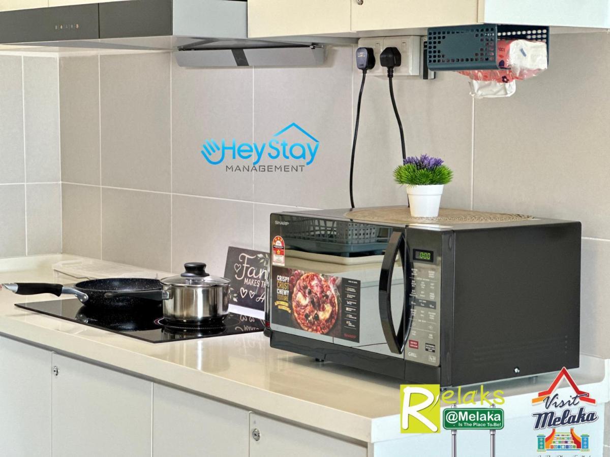 Novo 8 Residence Bachang By Heystay Management Kampong Tambak Εξωτερικό φωτογραφία
