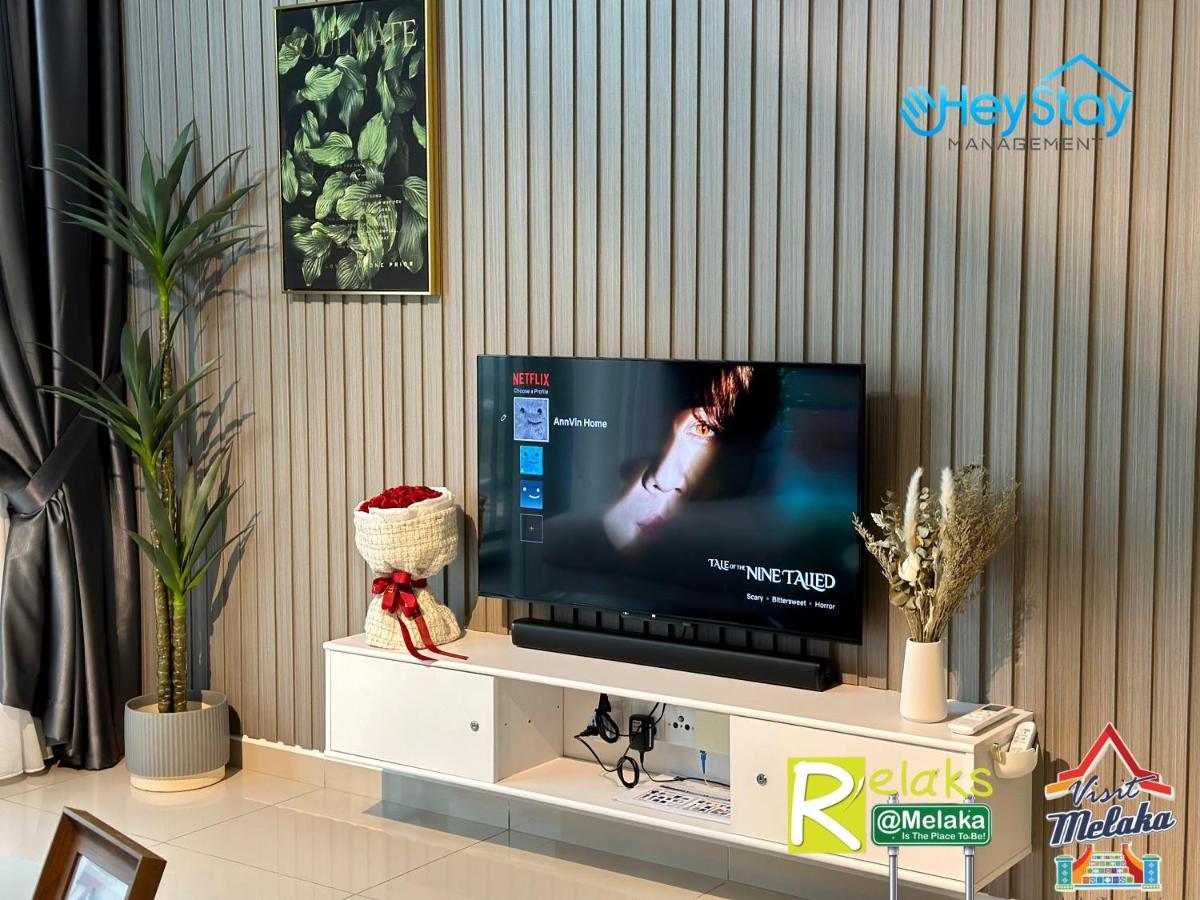 Novo 8 Residence Bachang By Heystay Management Kampong Tambak Εξωτερικό φωτογραφία