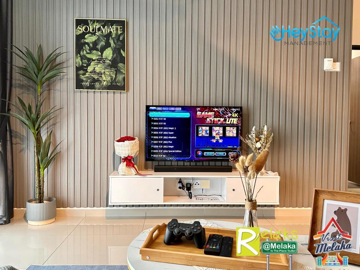 Novo 8 Residence Bachang By Heystay Management Kampong Tambak Εξωτερικό φωτογραφία