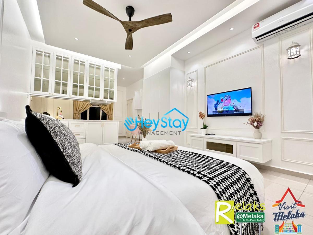 Novo 8 Residence Bachang By Heystay Management Kampong Tambak Εξωτερικό φωτογραφία