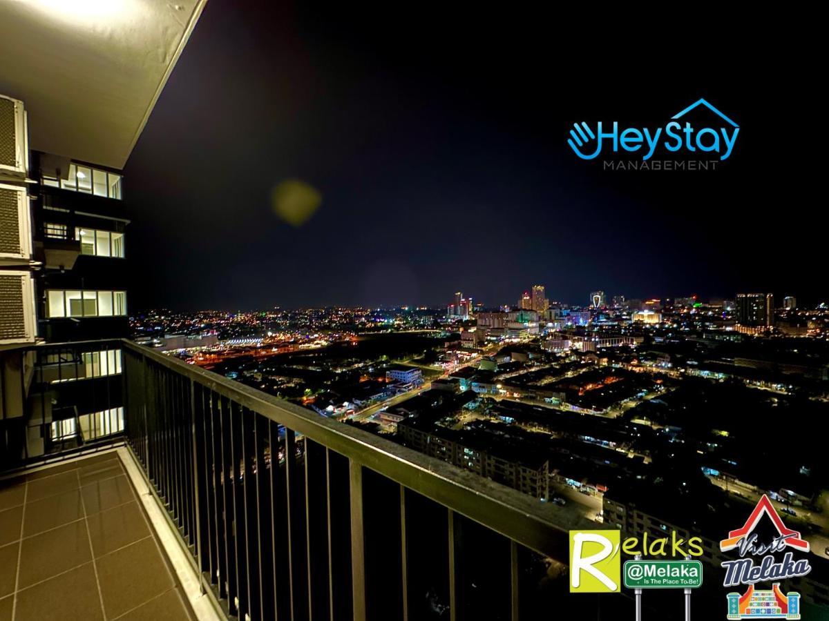 Novo 8 Residence Bachang By Heystay Management Kampong Tambak Εξωτερικό φωτογραφία